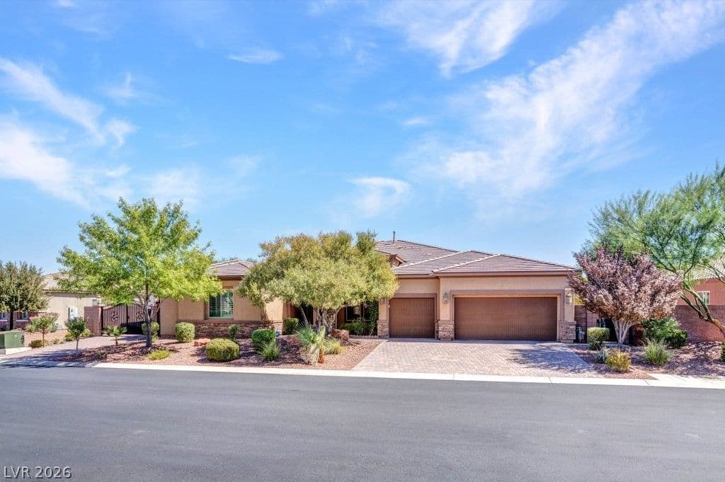 4260 Helena Cove Court photo 4