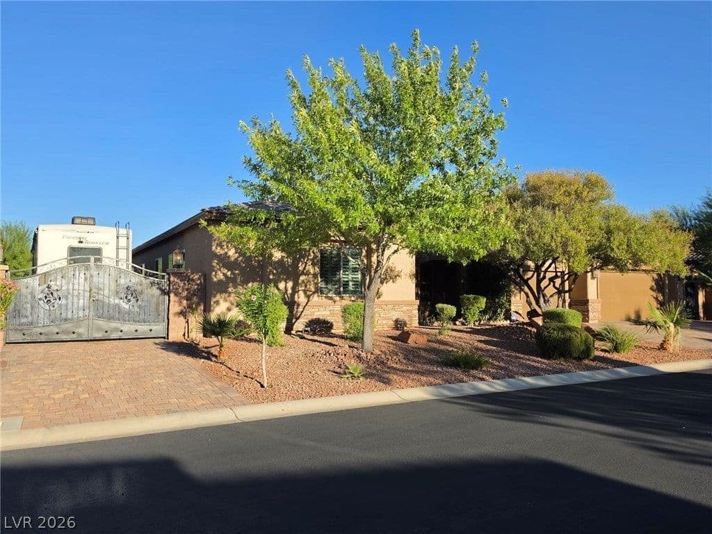4260 Helena Cove Court photo 5