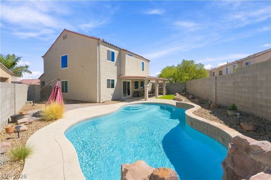 7429 Randel Jean Way photo 2