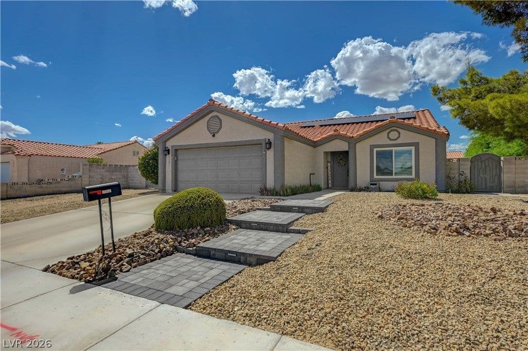5101 Maverick Street photo 2