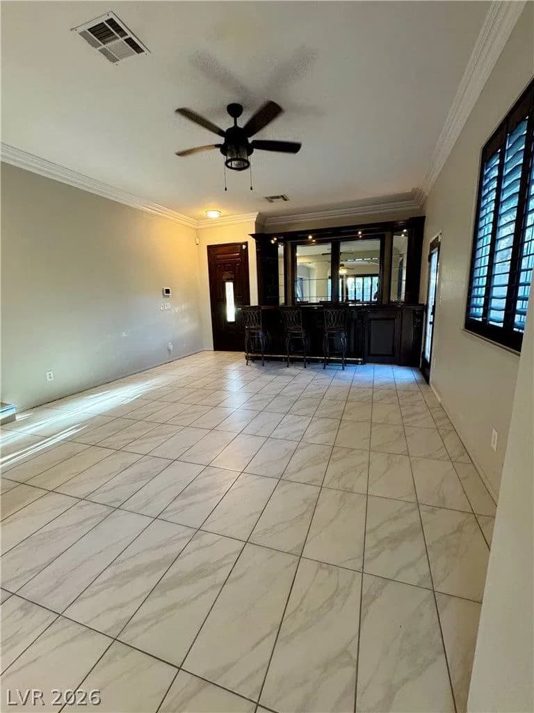 2539 Carmona Circle photo 4