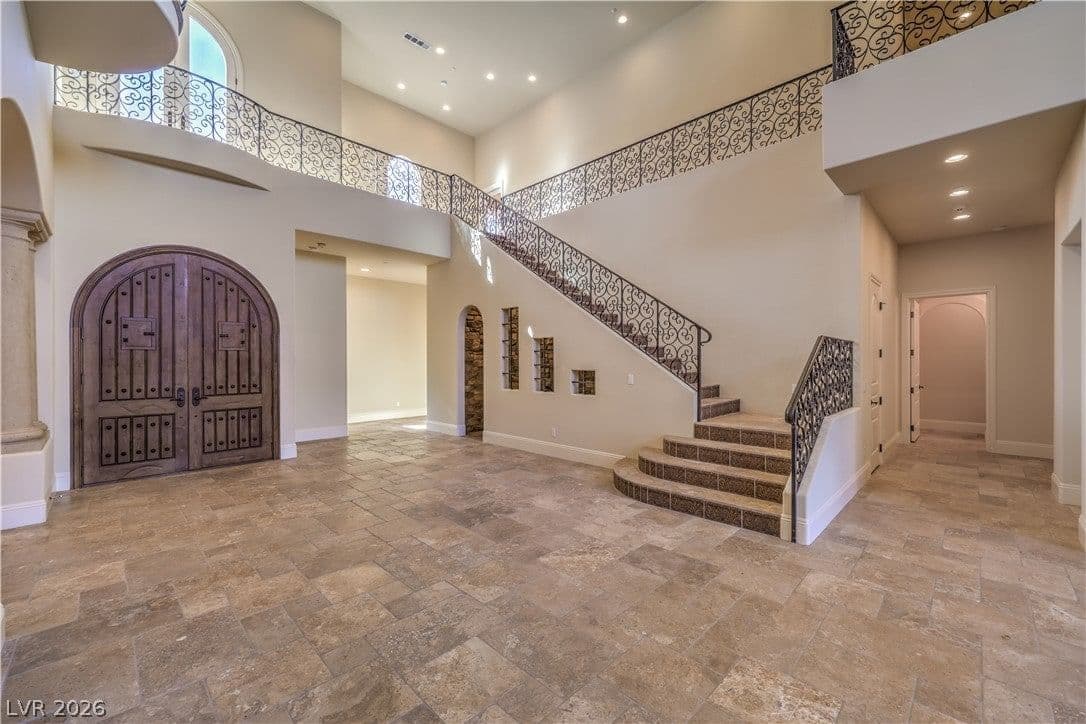 16 Anthem Pointe Court photo 5