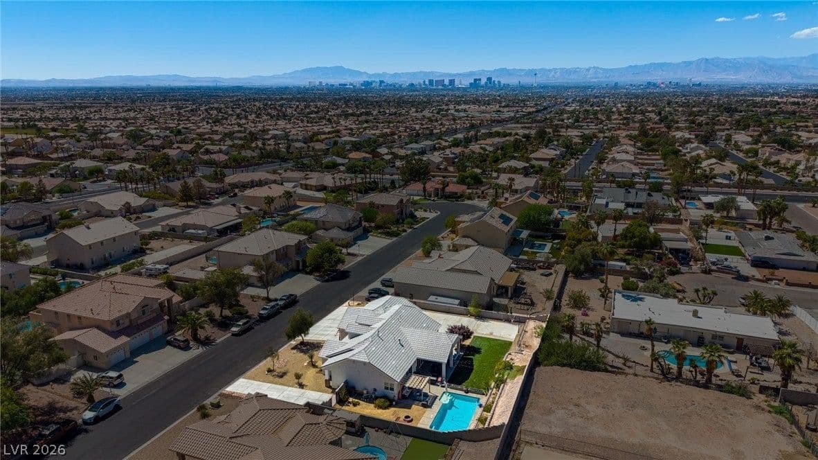 6800 Keren Marie Avenue photo 3