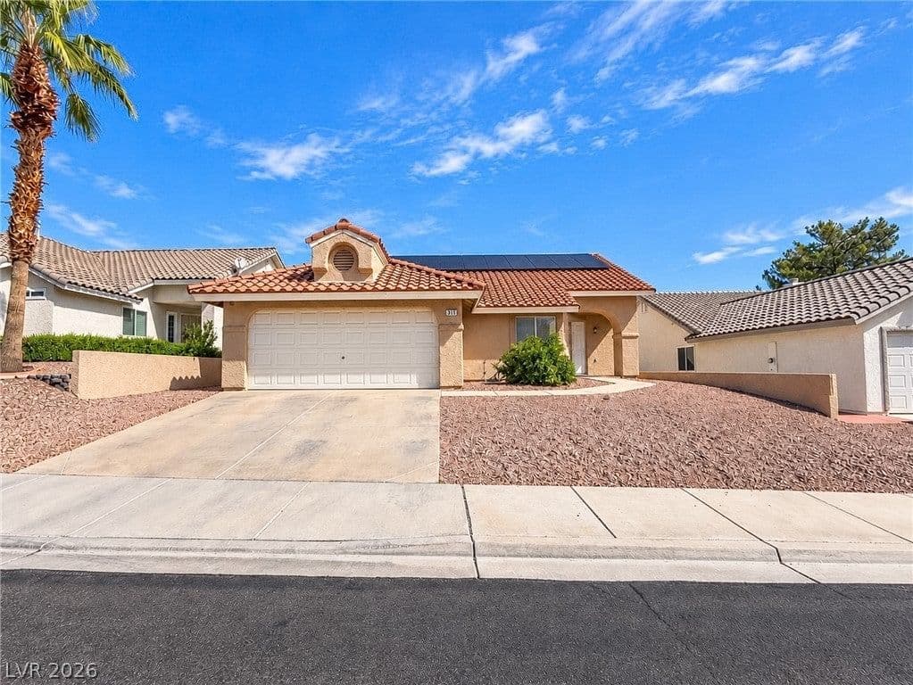 978 Hunters Run Drive