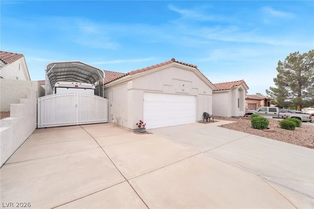 785 San Remo Way photo 5