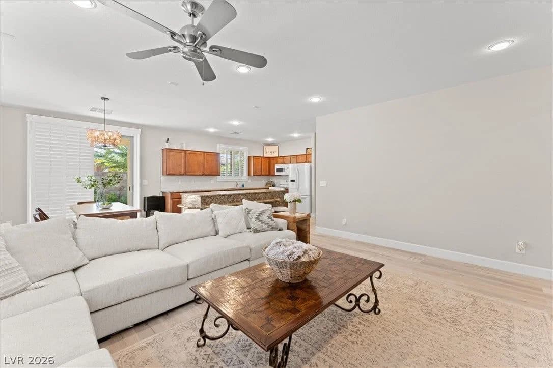 1060 Via Nandina Place photo 5