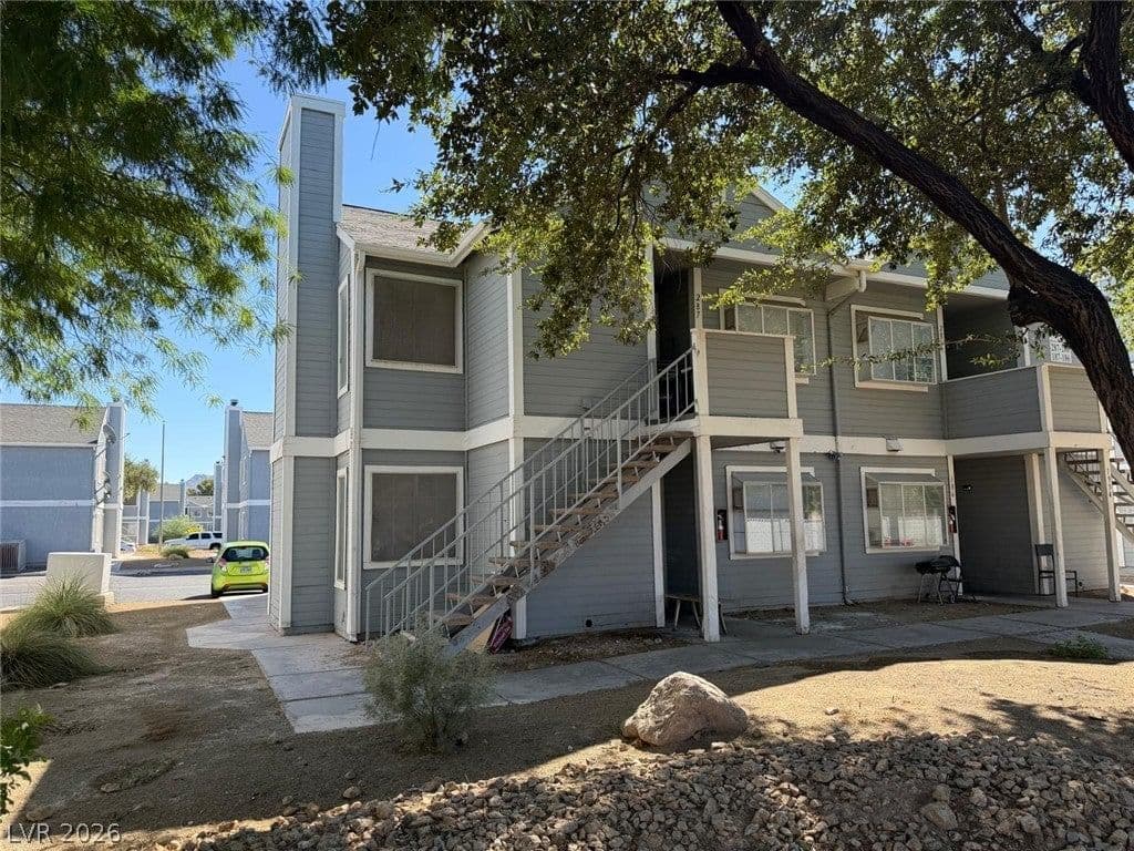 1954 Nebula Drive photo 4