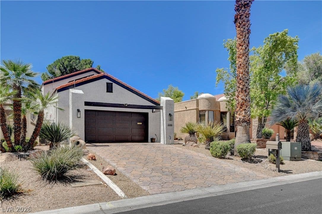 3200 Bel Air Drive photo 2