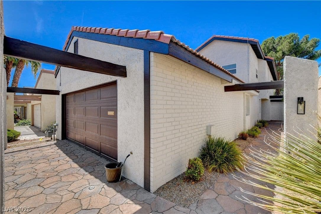 3200 Bel Air Drive photo 4
