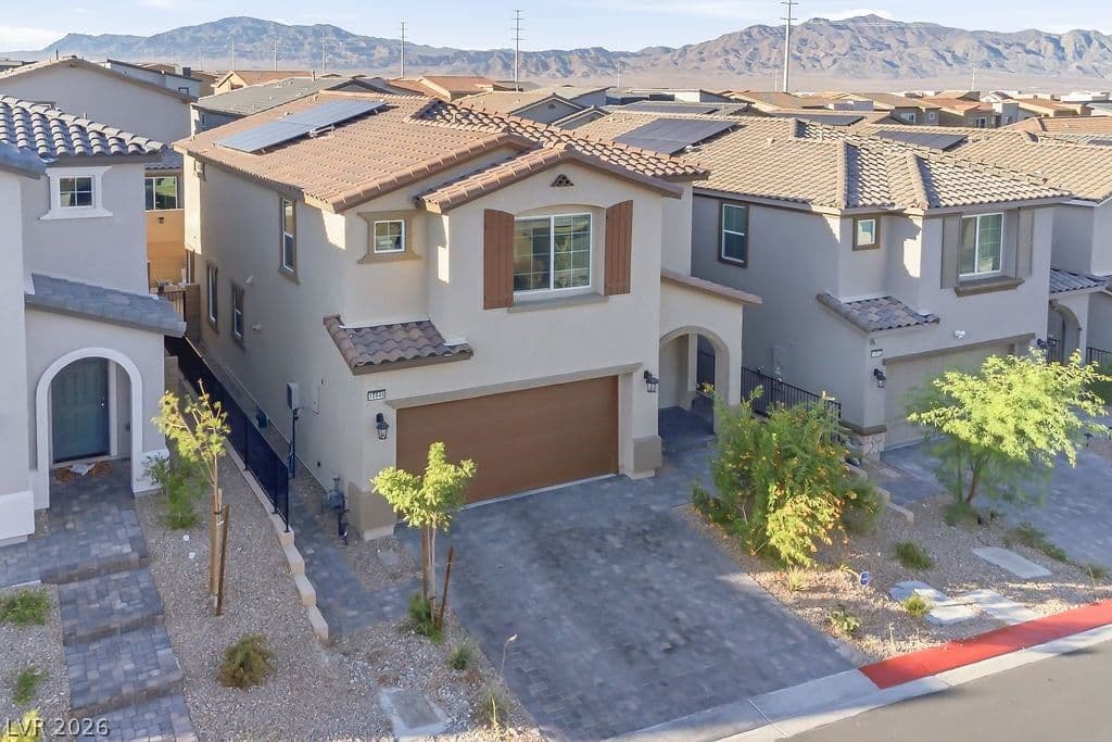 10946 Fennel Avenue photo 2
