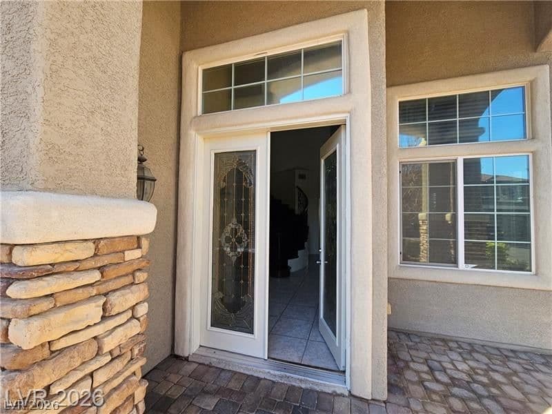 10134 Reflection Brook Avenue photo 2