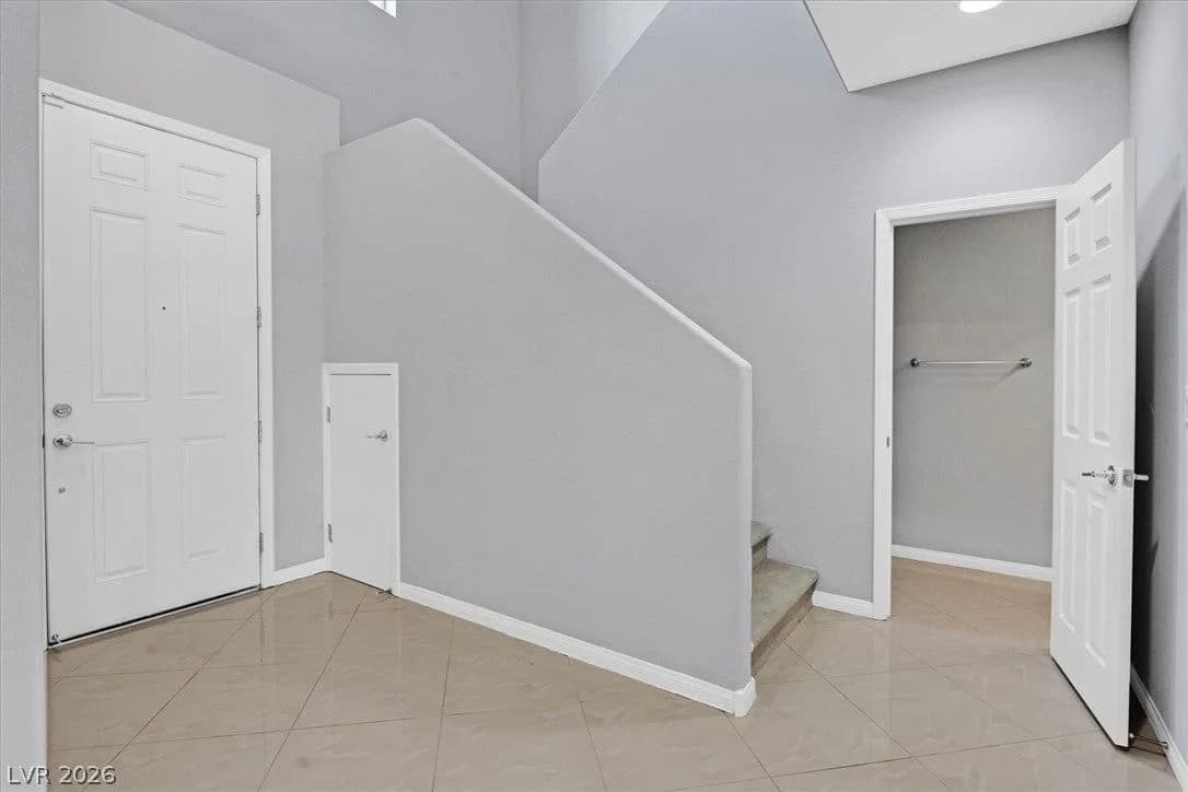 6471 Pochman Mesa Street photo 3