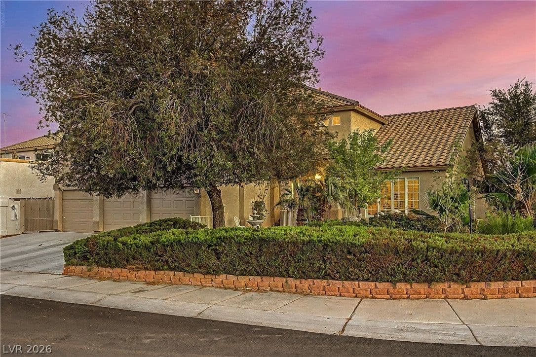 7741 Crenshaw Way photo 3