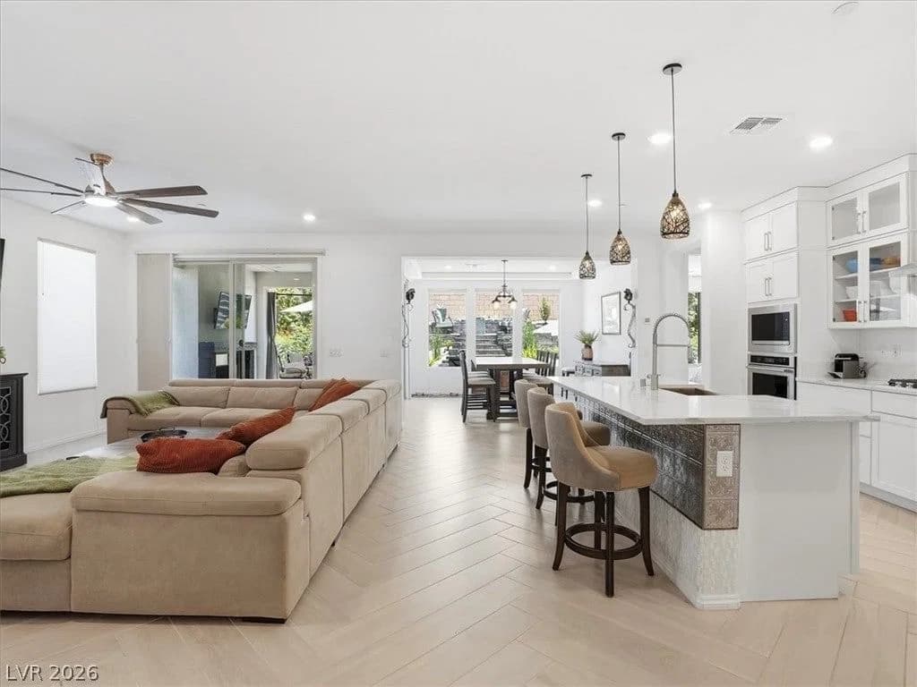 22 Sun Lily Lane photo 5