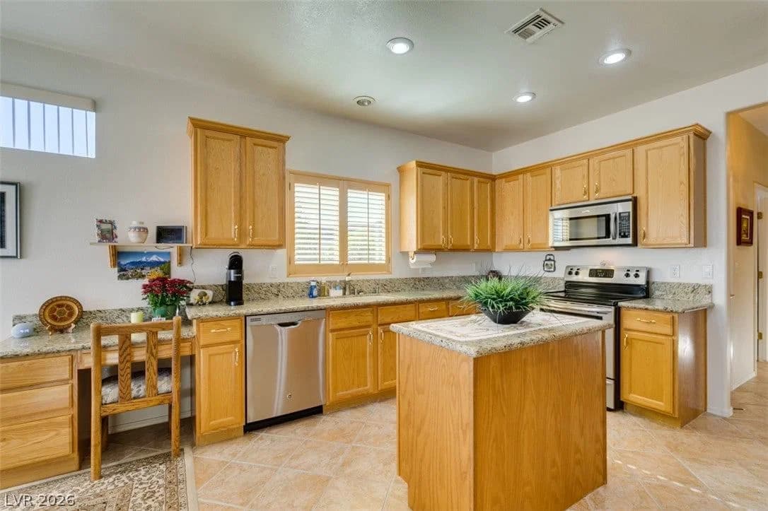 2168 King Mesa Drive photo 4