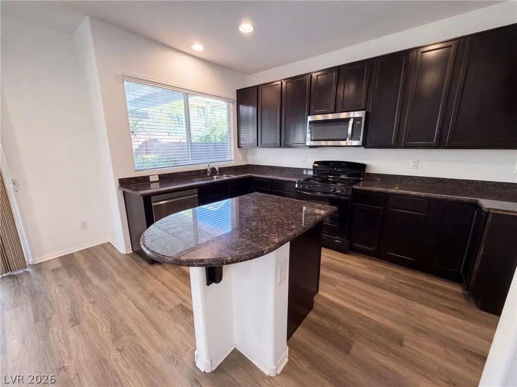 9056 Leland Ranch Avenue photo 2
