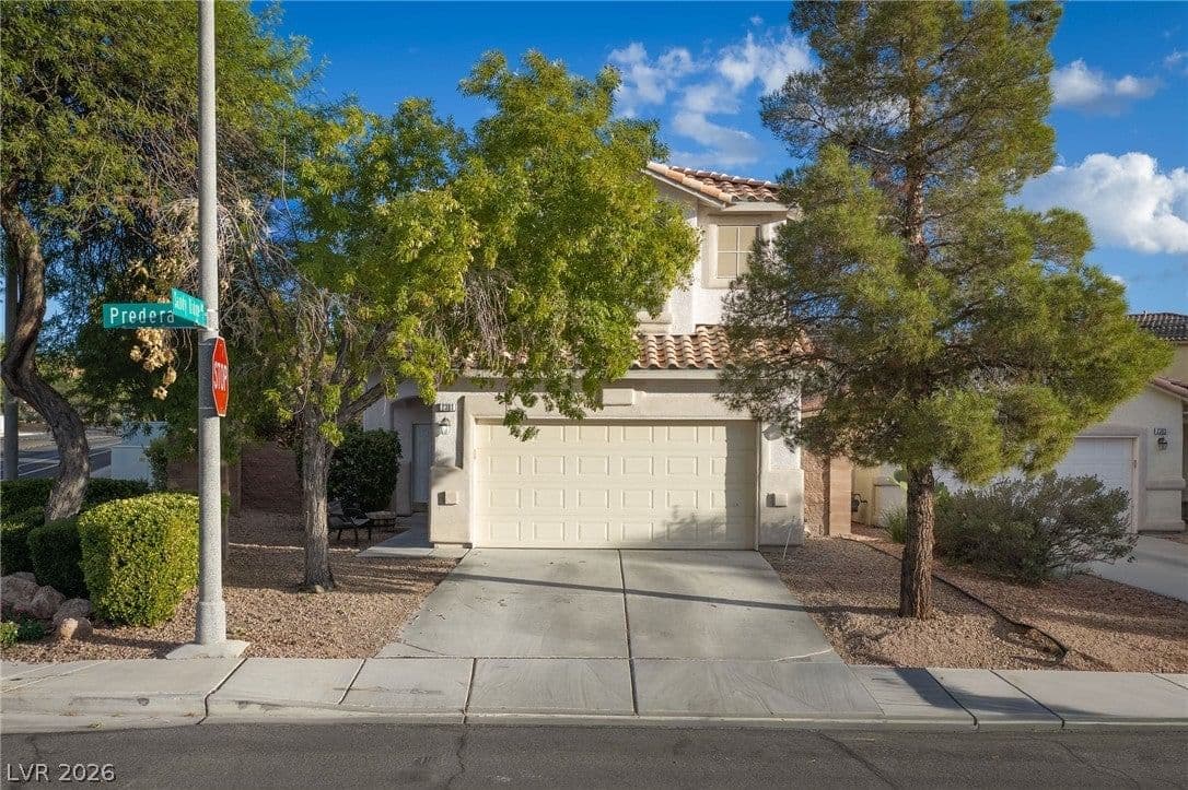 2381 Predera Avenue photo 2