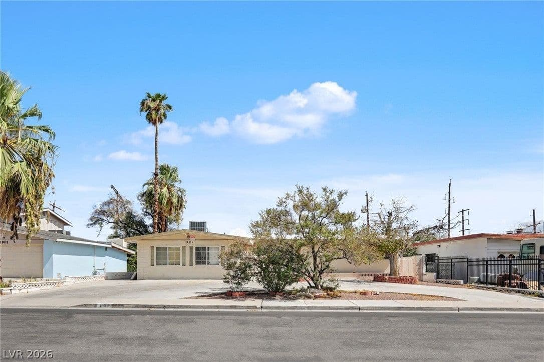 1905 17th Street photo 2