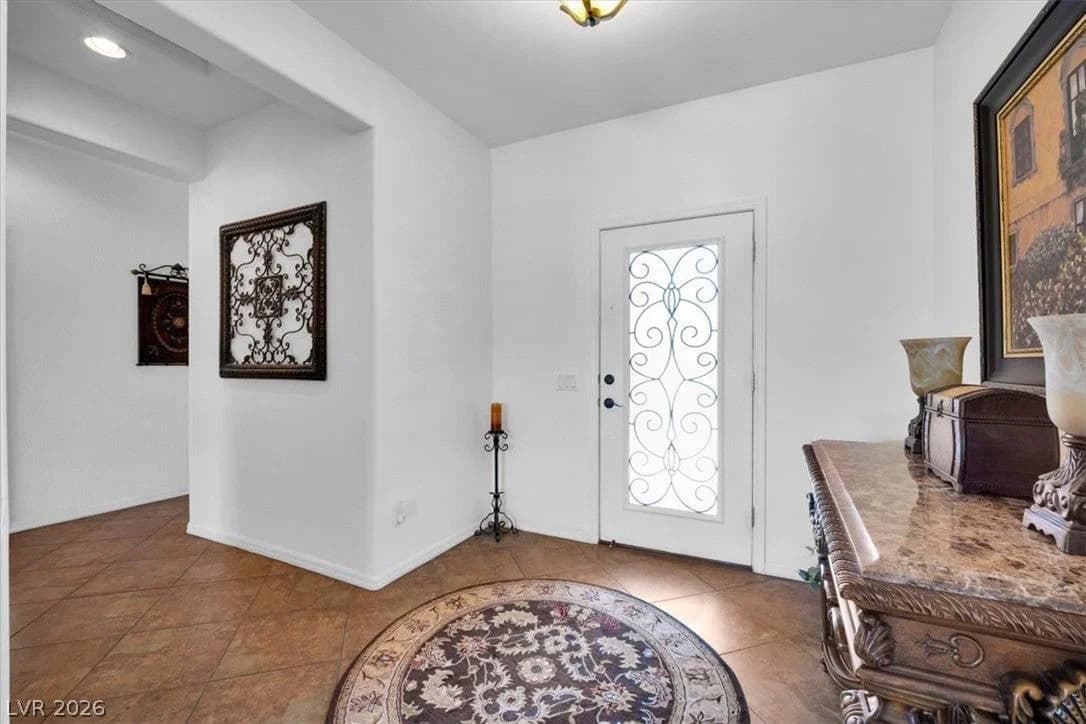 5546 Criollo Drive photo 5