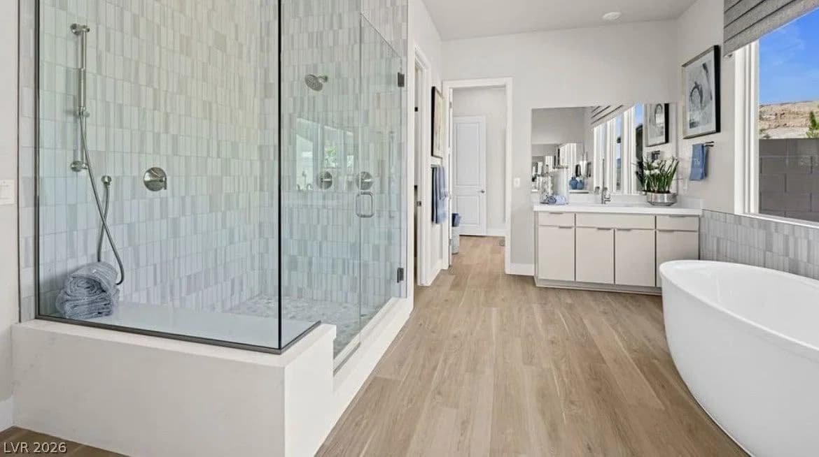 210 Paraggi Bay Drive photo 5