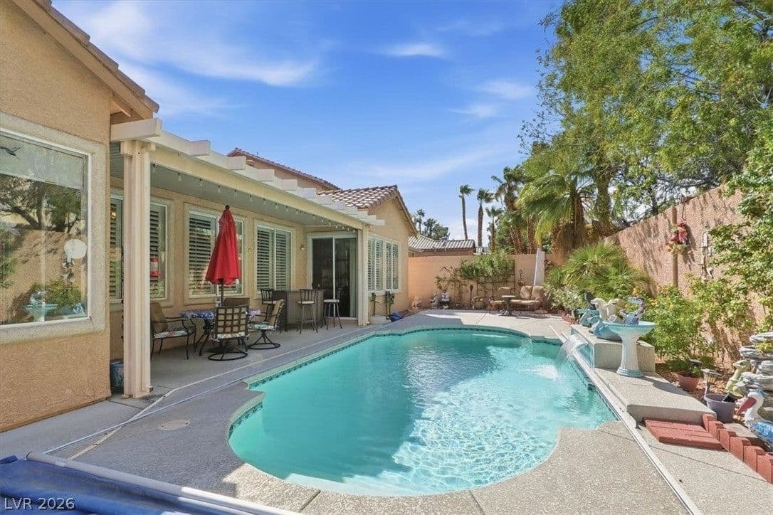 10280 Songsparrow Court photo 2