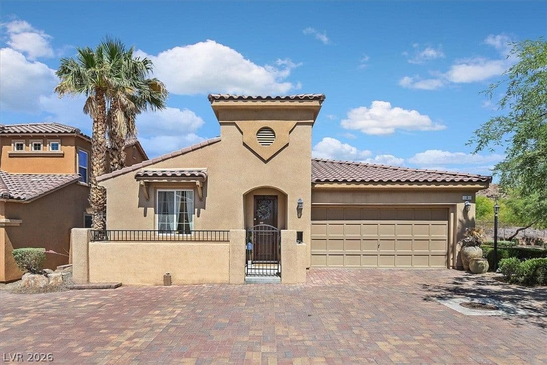 6 Verruca Court