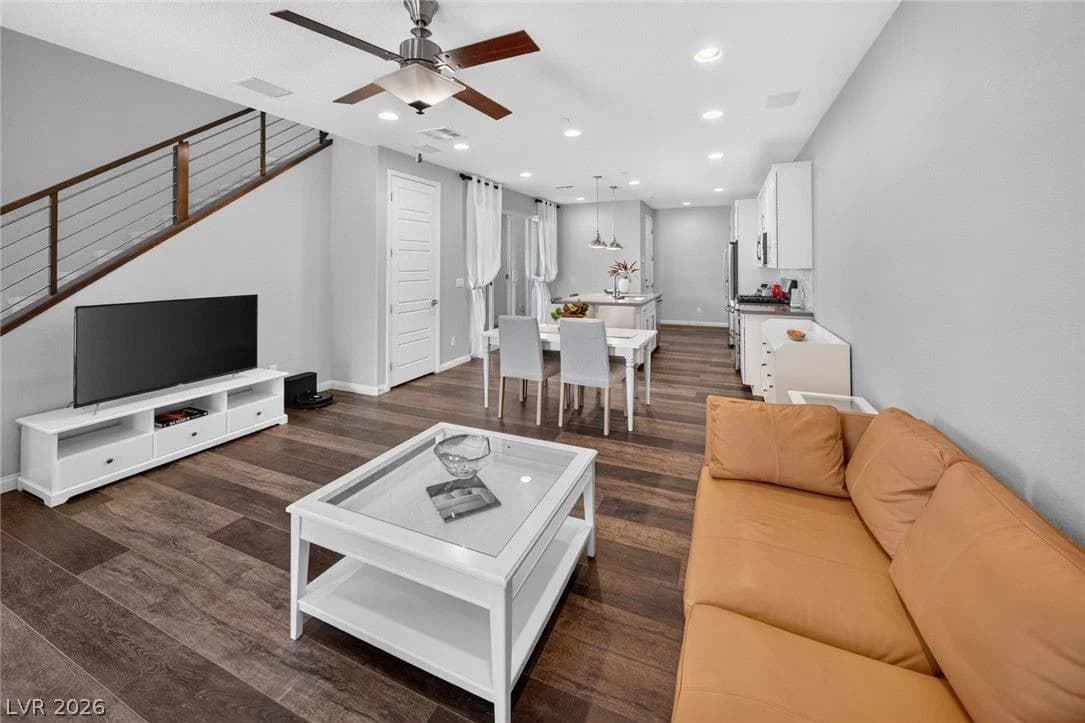 208 Alla Breve Avenue photo 5
