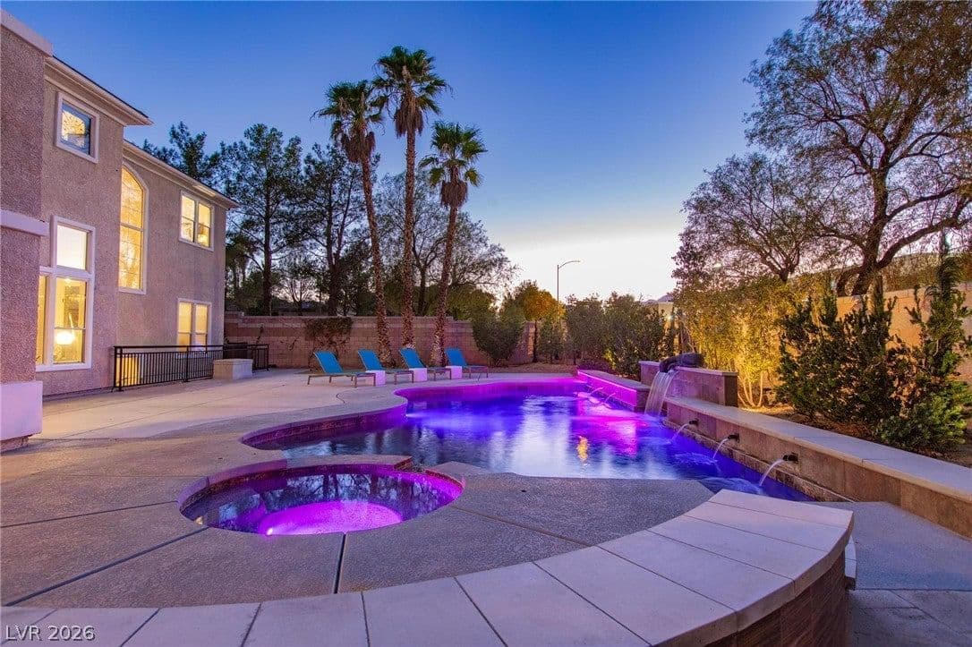 8088 Dark Hollow Place photo 3