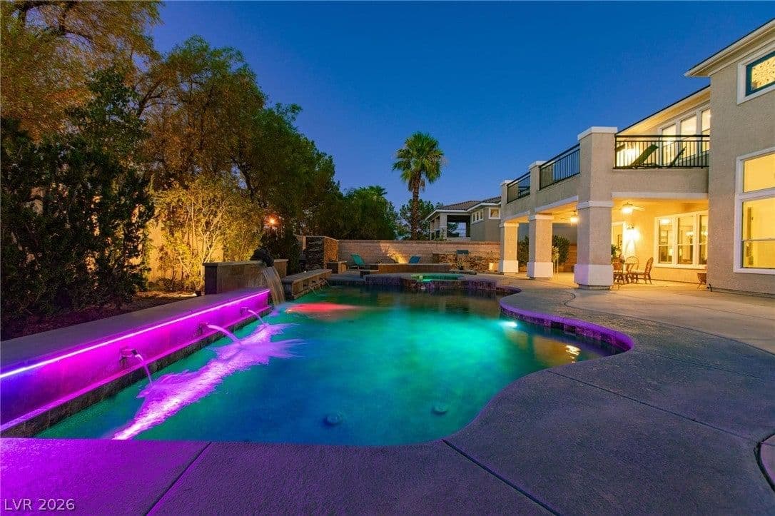 8088 Dark Hollow Place photo 4