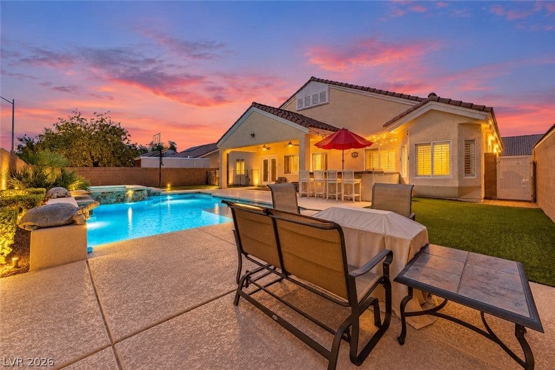 5010 Mirage Garden Street photo 2