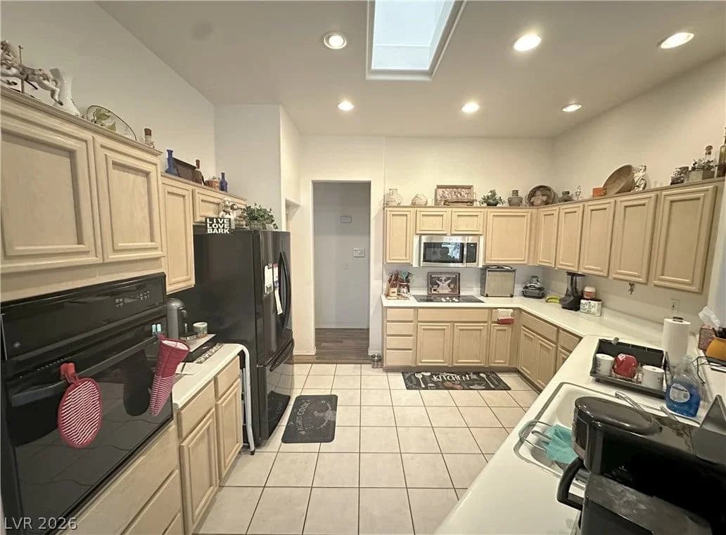 2936 Hawksdale Drive photo 5