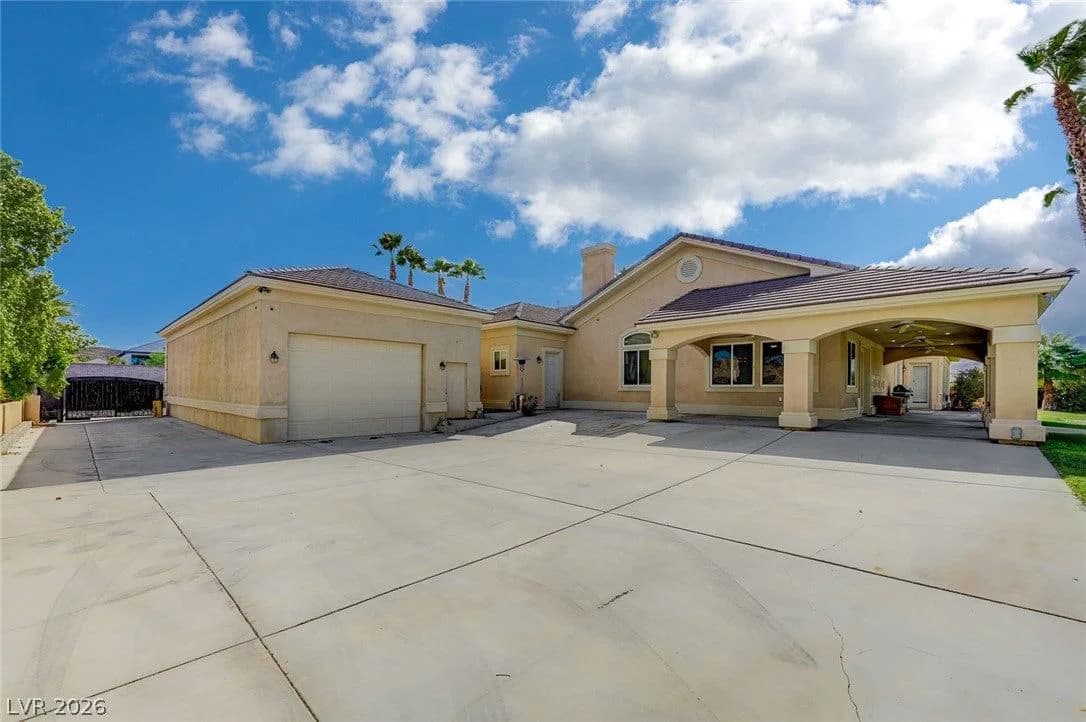 410 Paradise Hills Drive photo 5