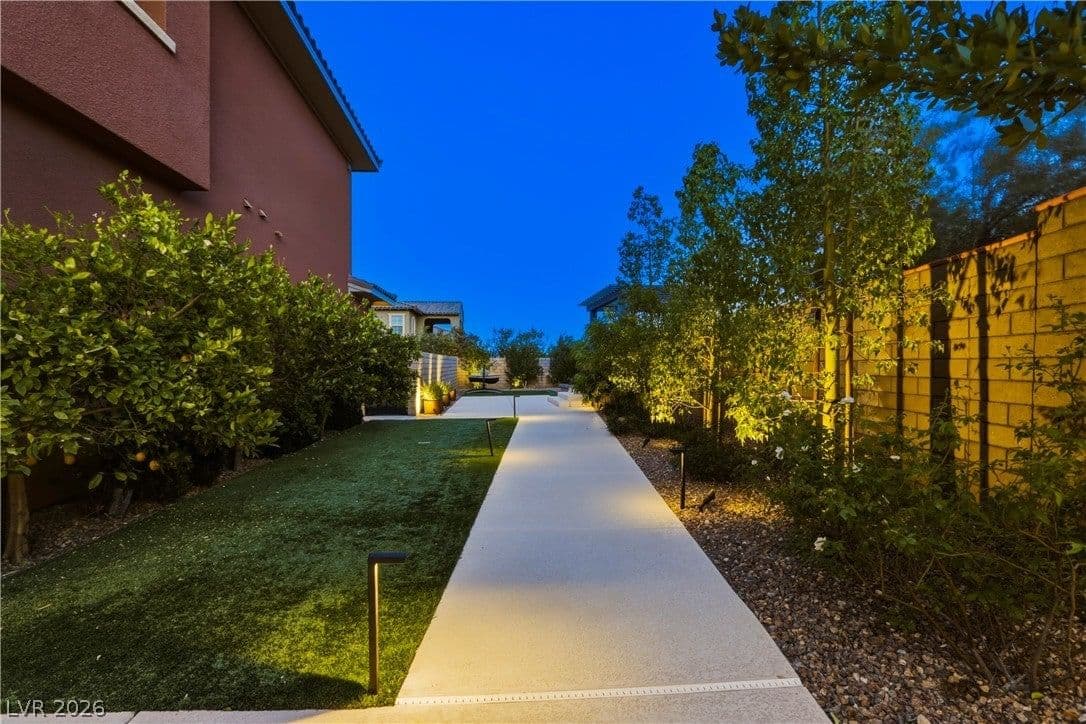 497 Paso De Montana Street photo 4