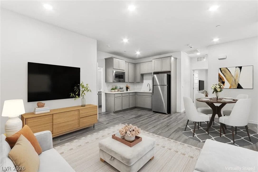186 Viento Ridge Street photo 3
