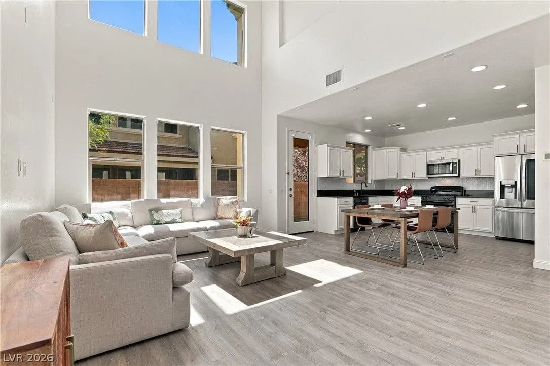 11235 Almador Vista Court