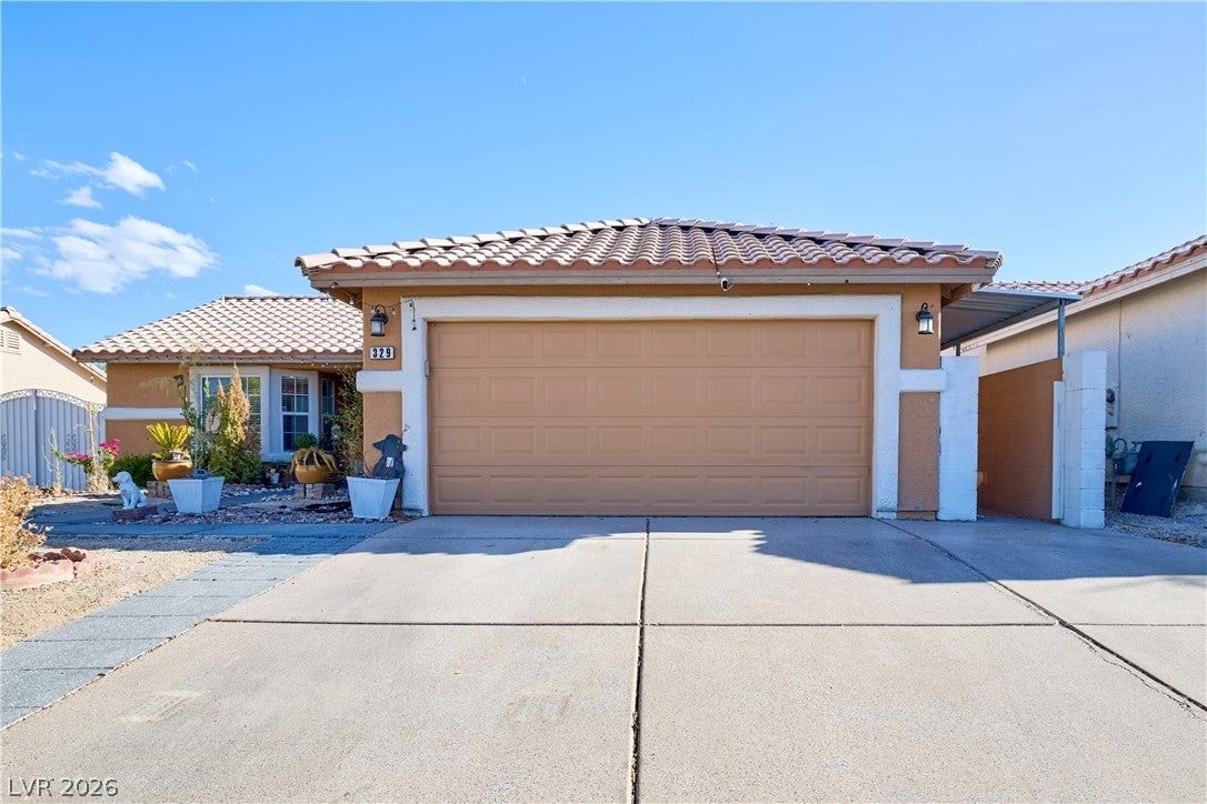 329 Casa Del Norte Drive photo 2