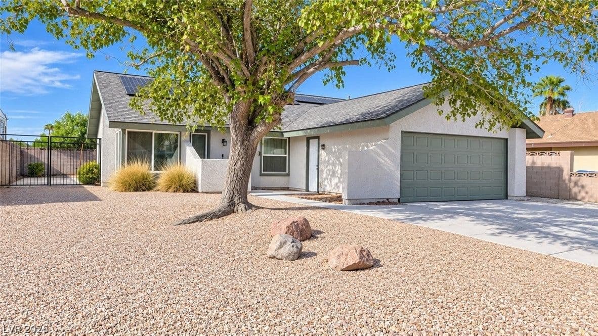 3130 Floral Vista Avenue photo 2