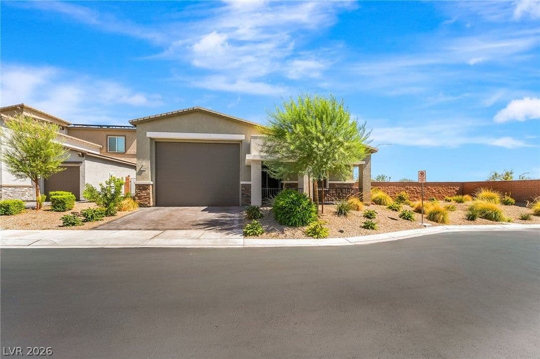 10090 Desert Azure Street photo 2