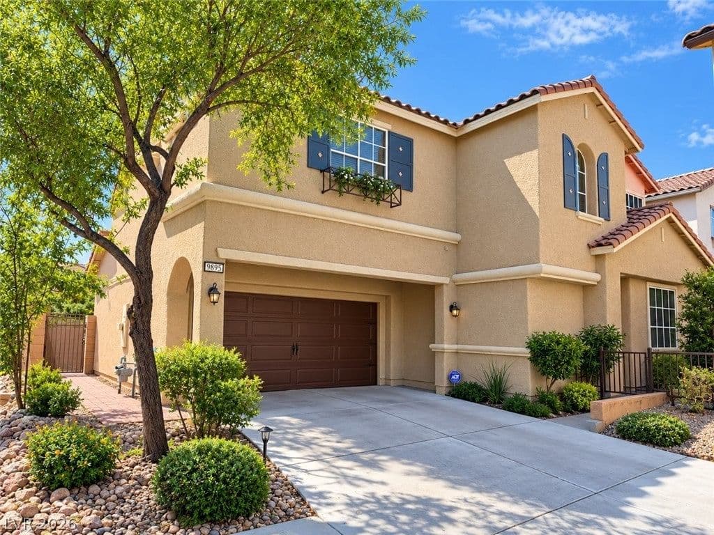 9895 Hearthfire Street
