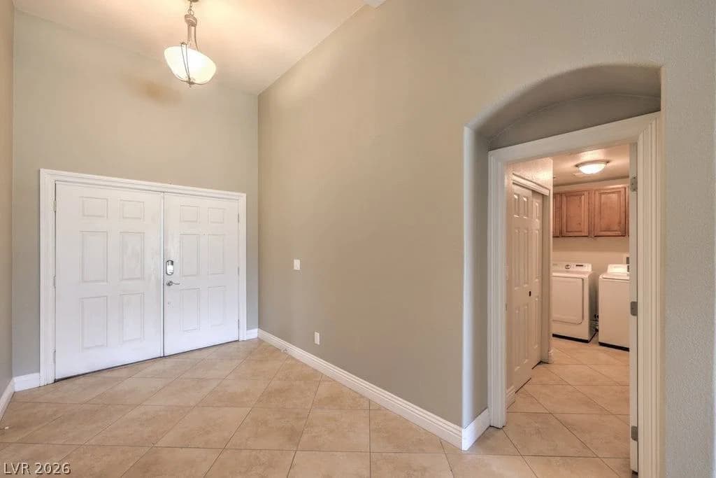 10232 Cowboys Dream Street photo 3