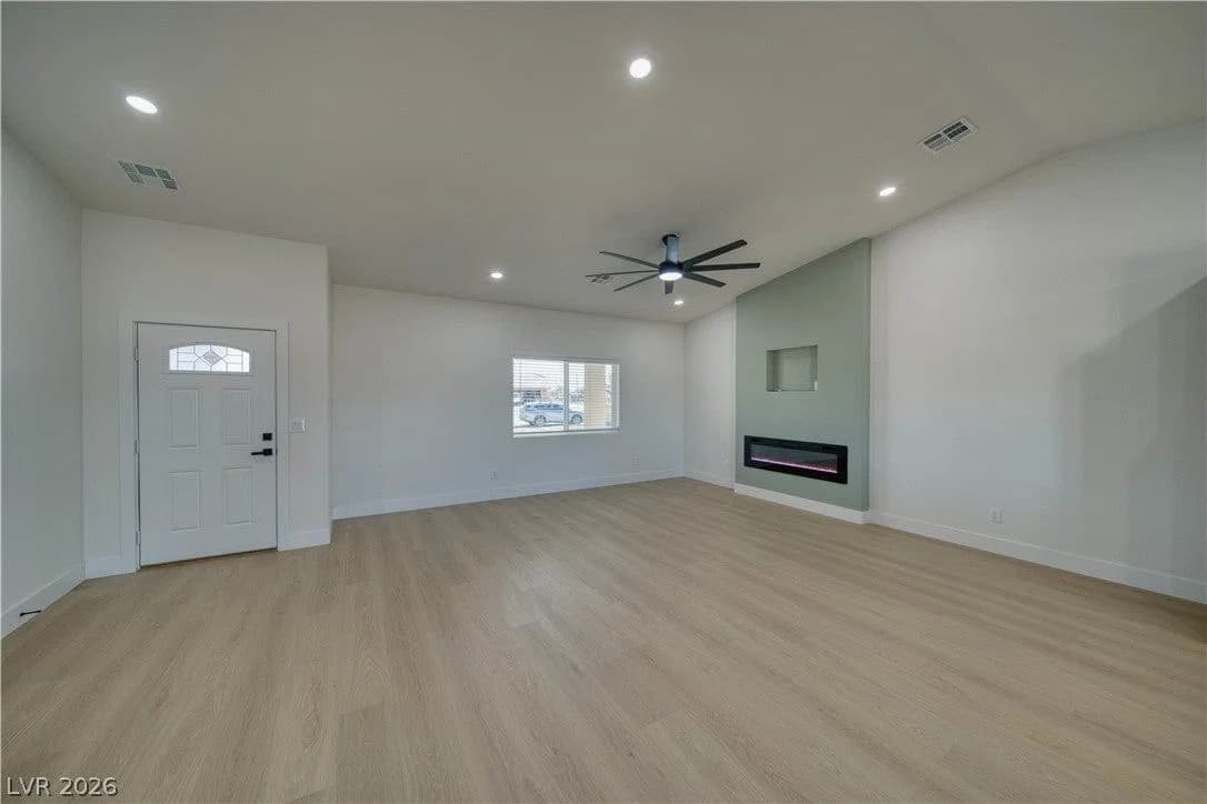 2520 Yakima Avenue photo 3