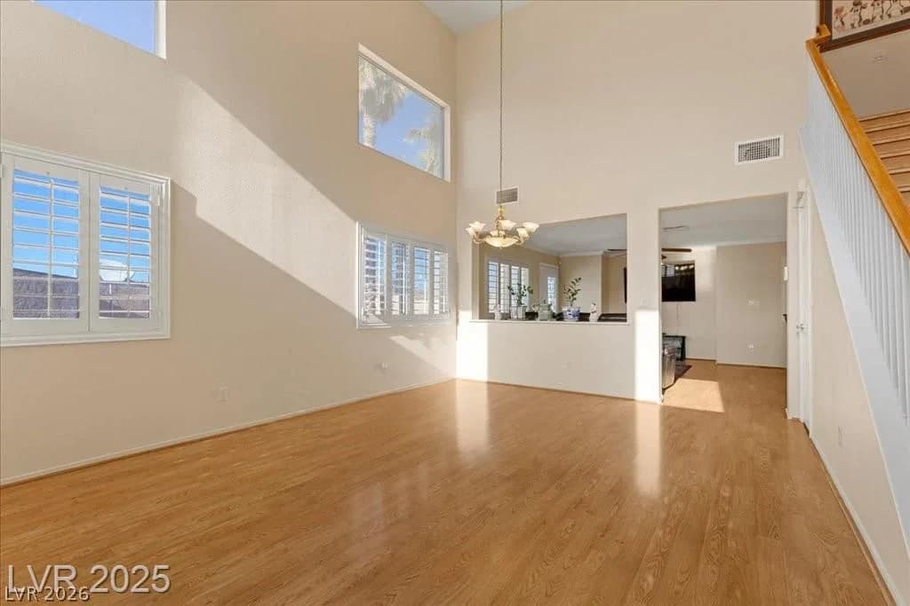 8973 Edgeworth Place photo 4