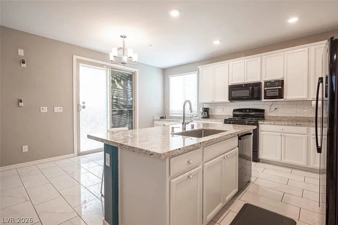 1031 Bluebell Brook Street photo 2