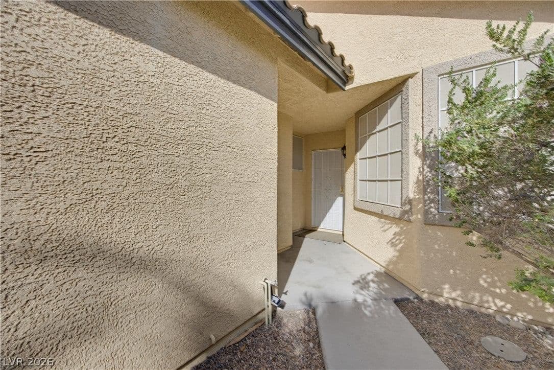 1904 Betsy Ross Drive photo 3