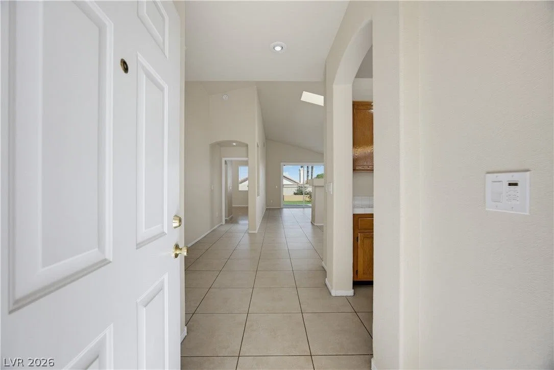 1904 Betsy Ross Drive photo 4