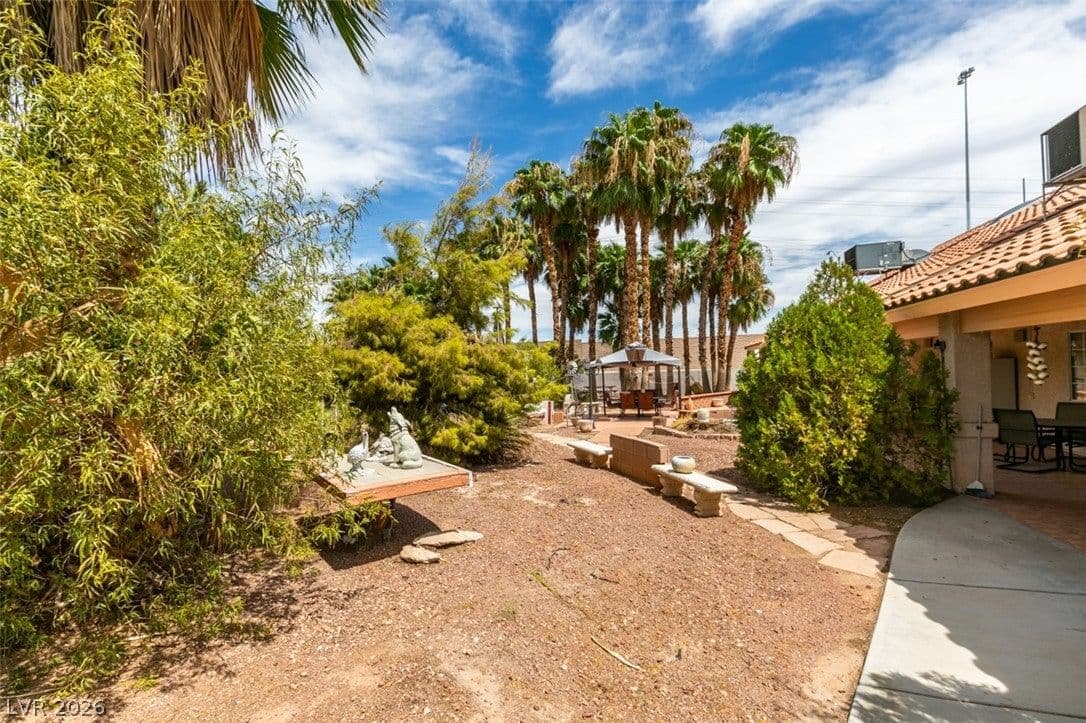 5141 Jodi Court photo 4