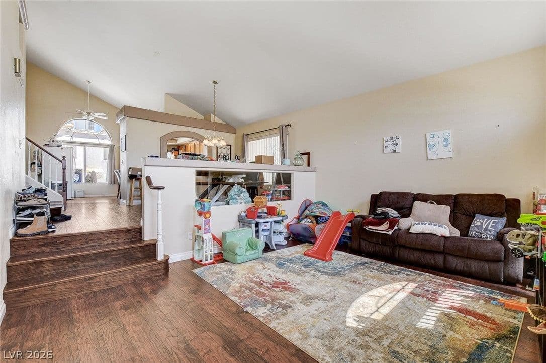 8720 Dusty Wagon Avenue photo 5