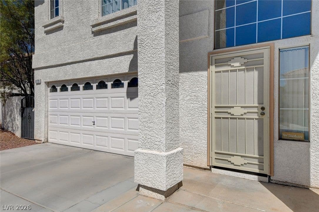 8720 Dusty Wagon Avenue photo 4