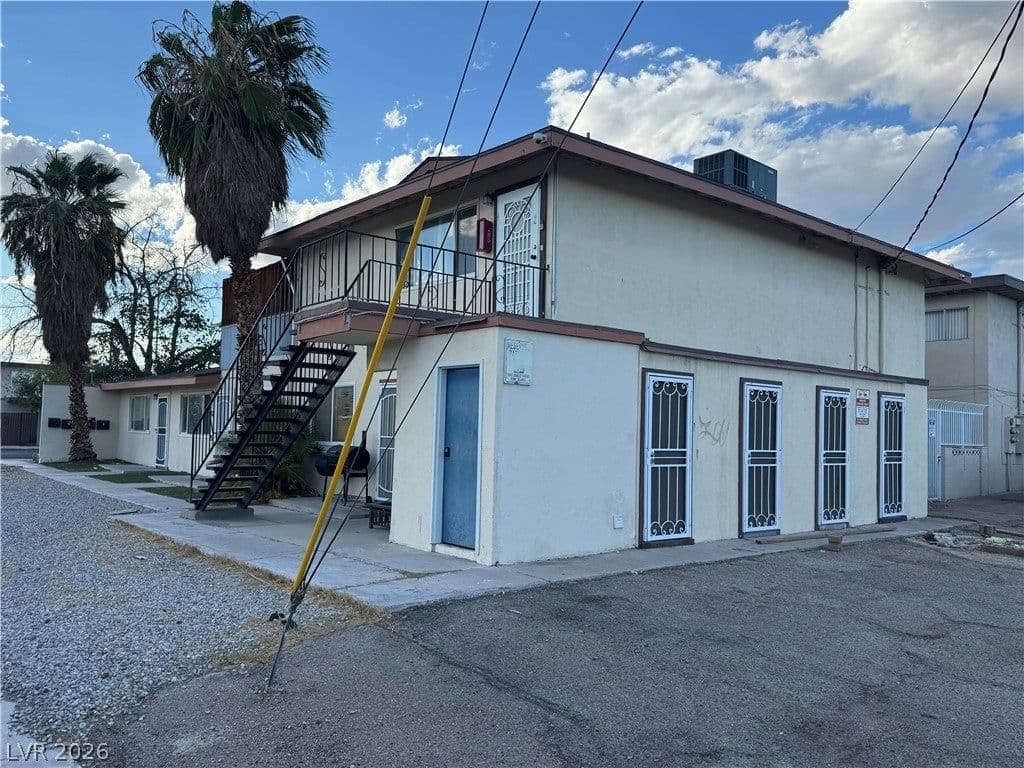 3228 Arlene Way photo 3