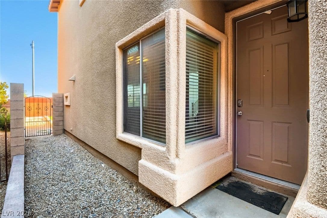 9249 Palmer House Avenue photo 4
